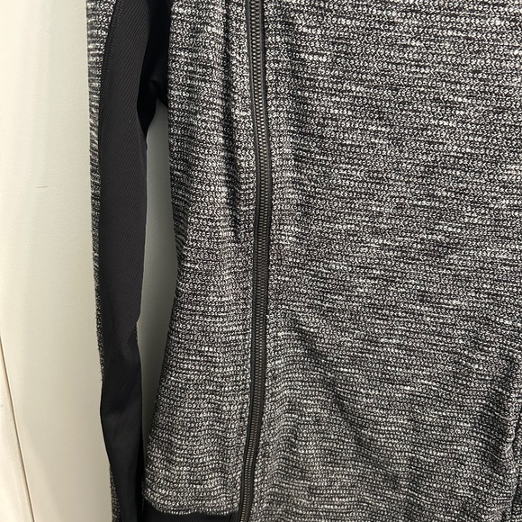 Lululemon Bhakti Yoga Jacket Size 10 - Picture 5 of 8